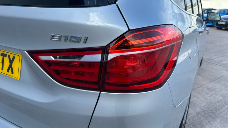 BMW 2 Series 218i Luxury 5dr Step Auto Petrol Estate